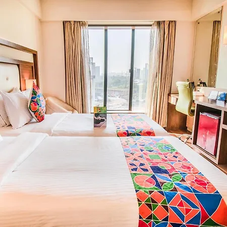 Fabhotel Vatika Mumbai Nasik Highway 酒店