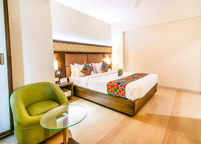 Fabhotel Vatika Mumbai Nasik Highway מלון Bhiwandi